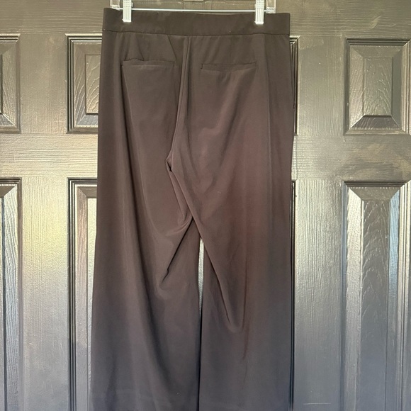 ATHLETA Pants SZ 8 Tribeca Wide Leg Cropped Button Hem Navy Crop Zipper - Picture 11 of 15